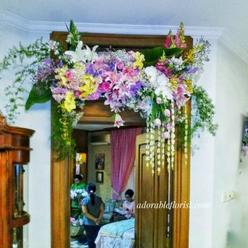 Arrangement for bridal room