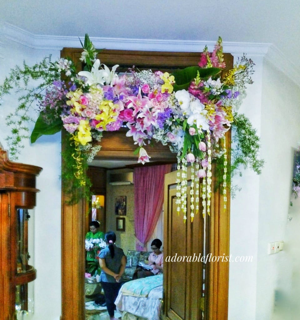 Arrangement for bridal room